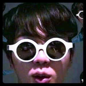 Meet your Posher, Chun